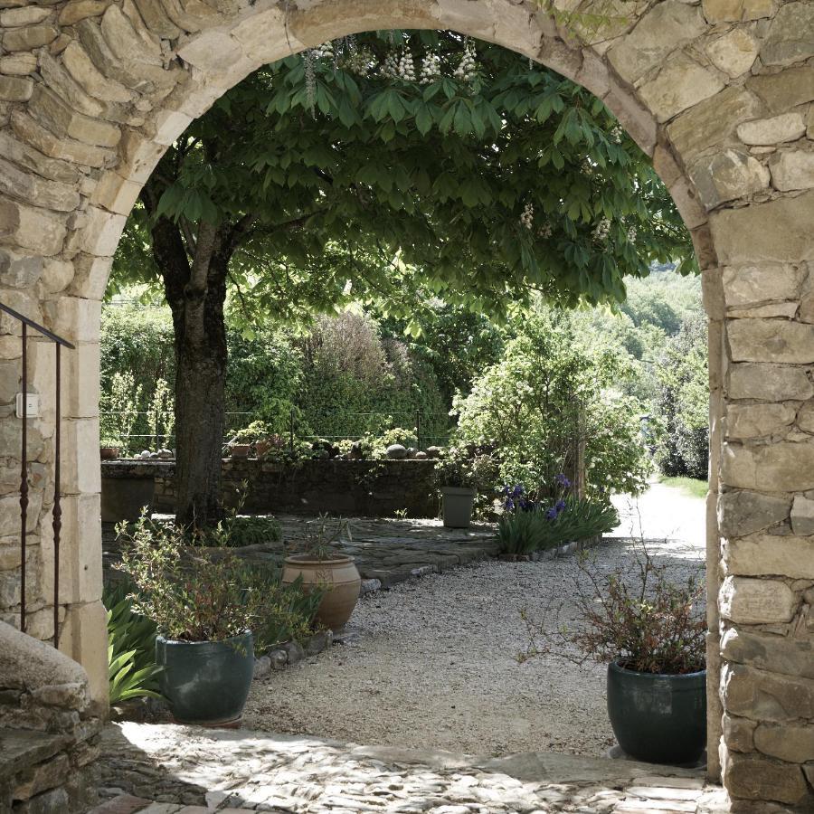 ホテル La Cour Du Marronnier Pont-de-Barret エクステリア 写真